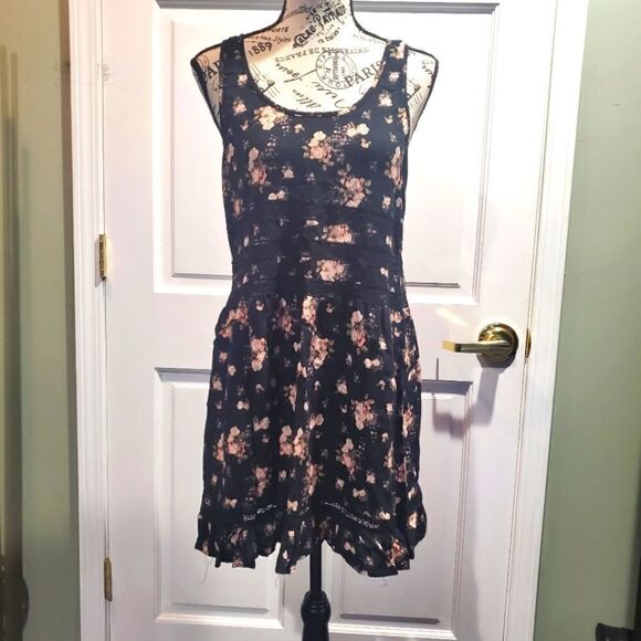Mudd FloralcSummer Dress Size Large (Juniors) - Picture 1 of 6